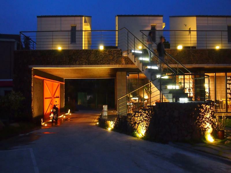 فندق Eridu Cafe N Beds مدينة سيوجويبو المظهر الخارجي الصورة